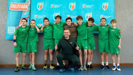 Полтавські школярі змагалися у міському етапі Всеукраїнських шкільних ліг з гандболу